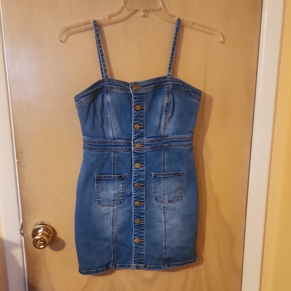 Stylish Denim Button-Down Dress